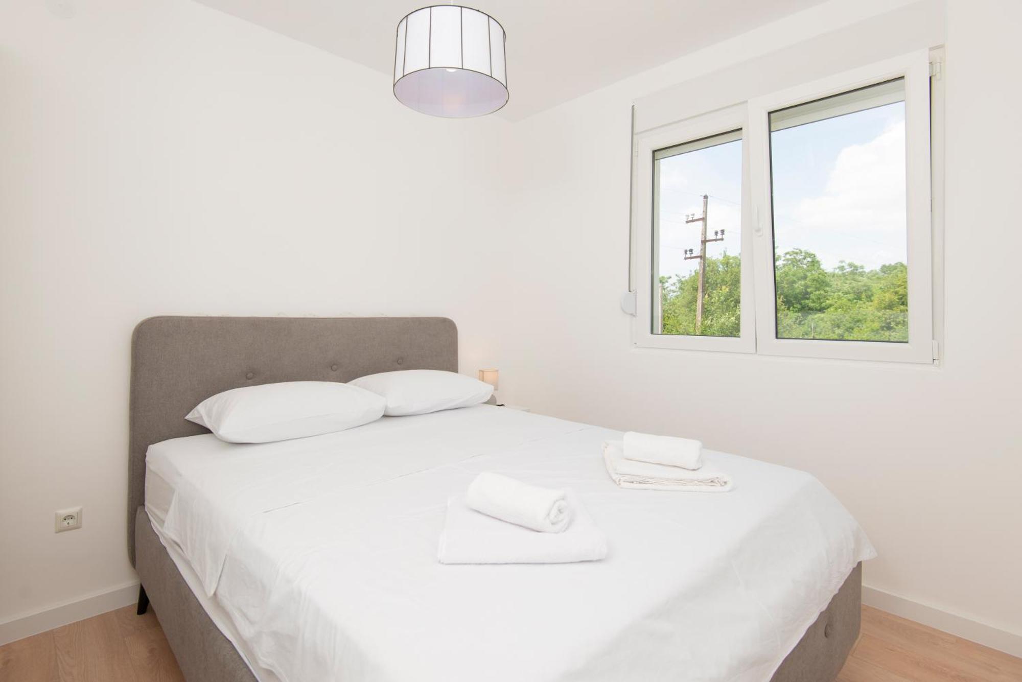 Apartment Olives & Roses Kotor