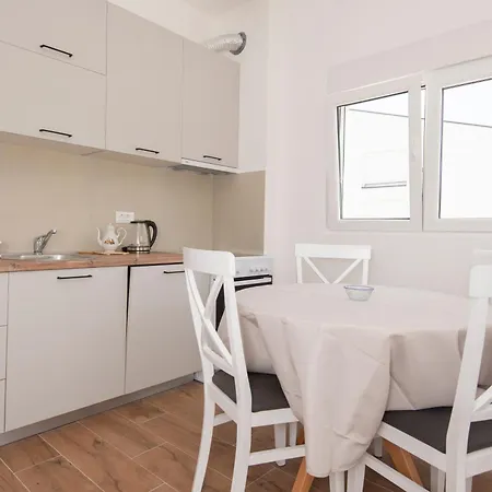 Apartments Olives & Roses Kotor Exterior photo